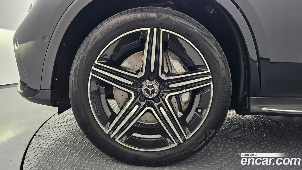 Mercedes-Benz GLC-Class 2024