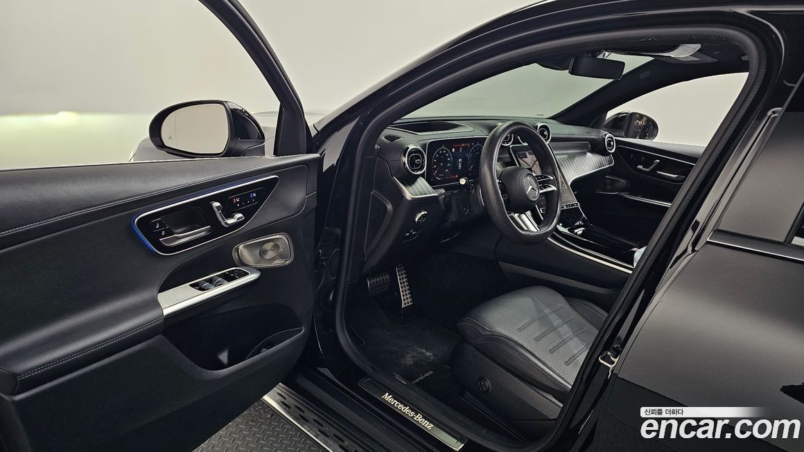 Mercedes-Benz GLC-Class 2024