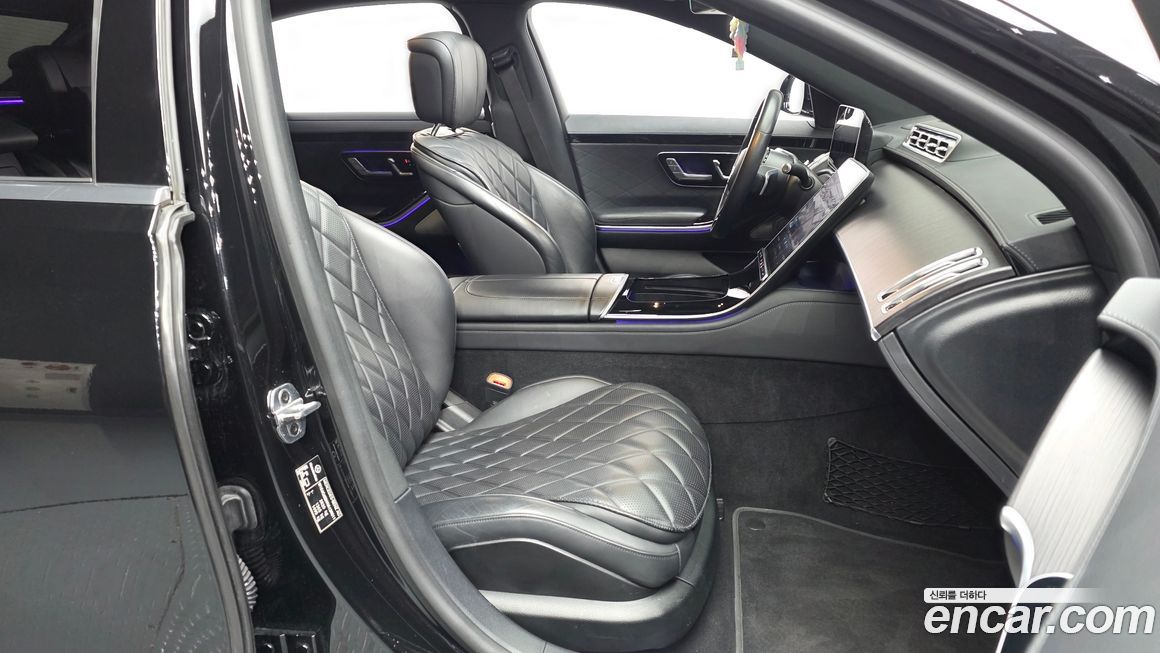 Mercedes-Benz S-Class 2022