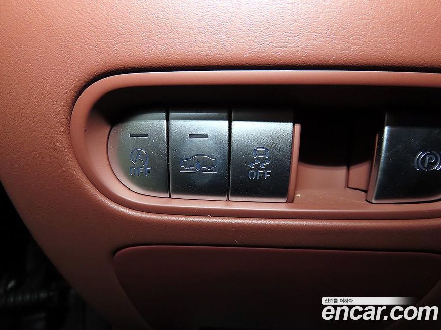 Genesis G90 2023