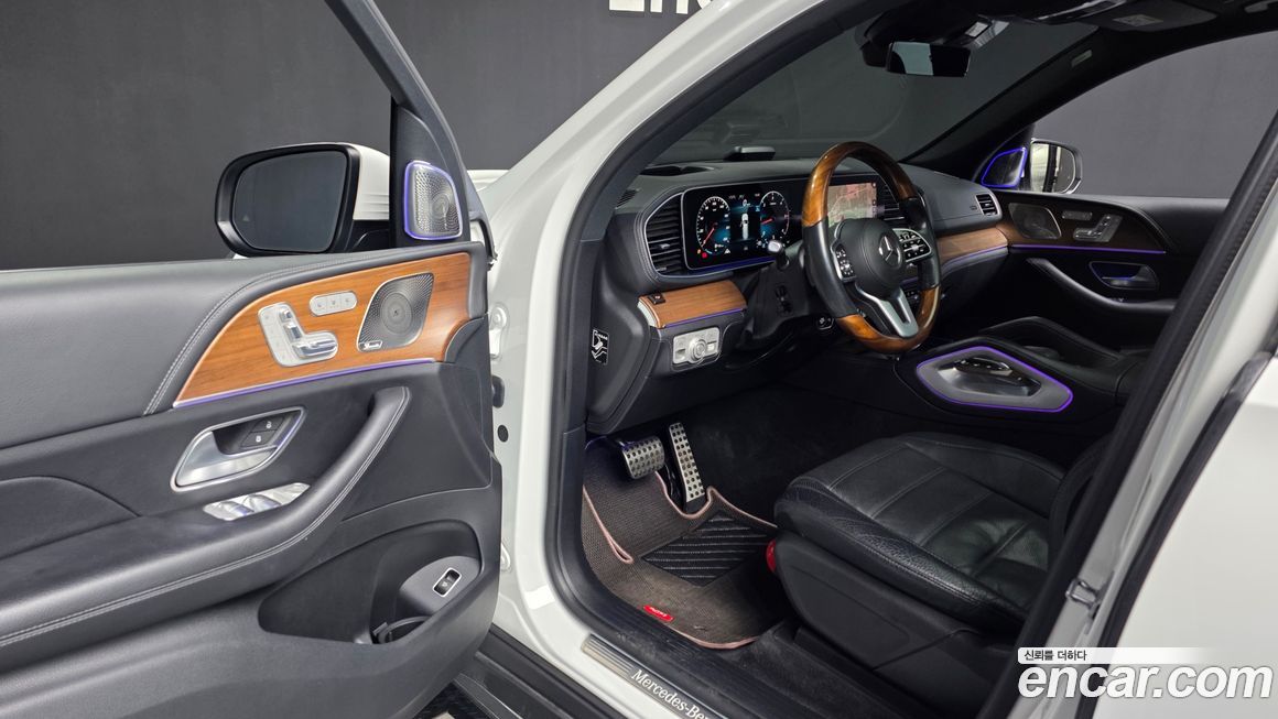 Mercedes-Benz GLS-Class 2021