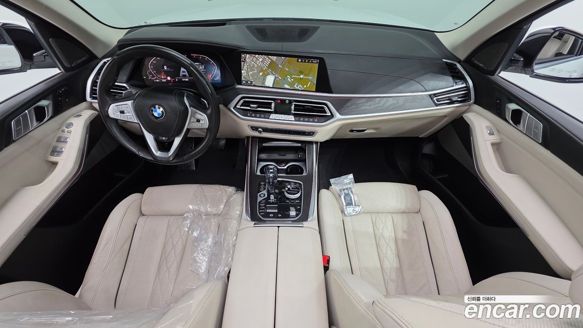 BMW X7 2021