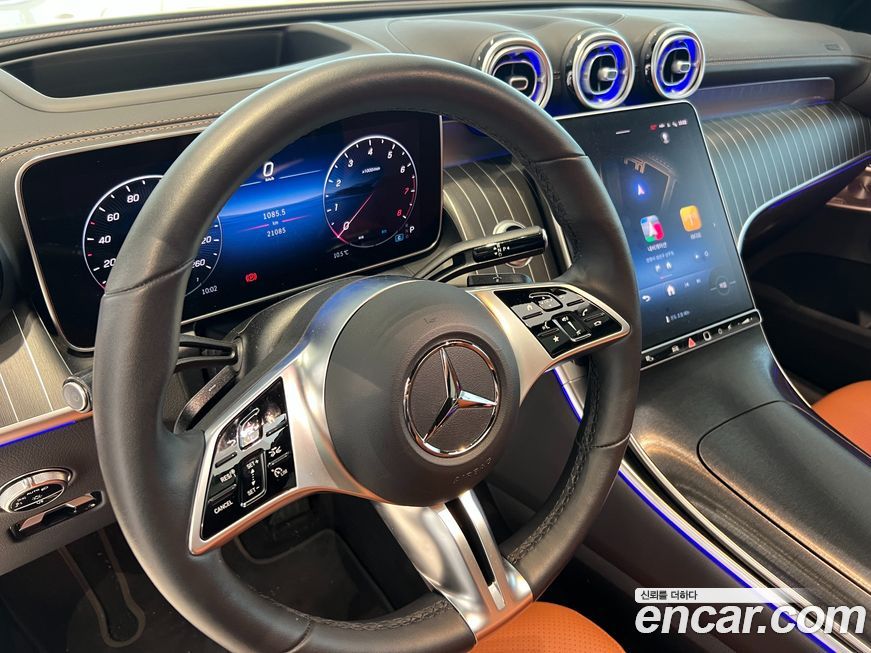 Mercedes-Benz GLC-Class 2025
