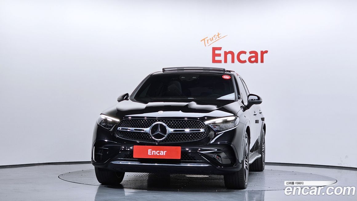 Mercedes-Benz GLC-Class 2024