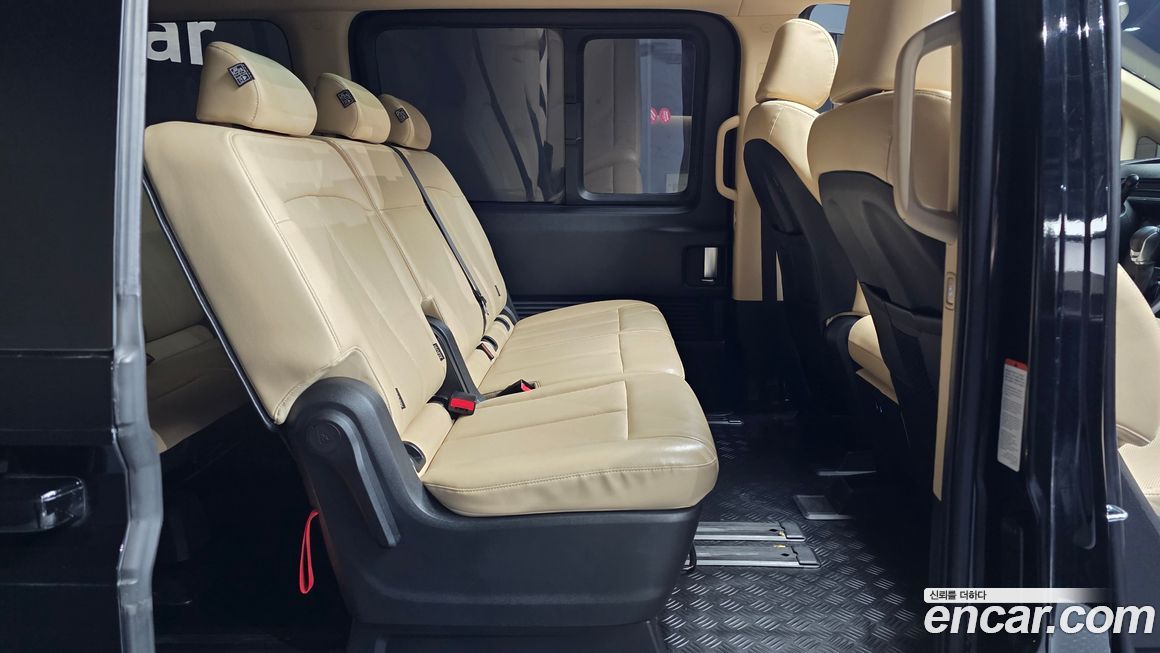 Hyundai Staria 2022