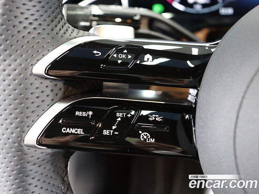 Mercedes-Benz E-Class 2026