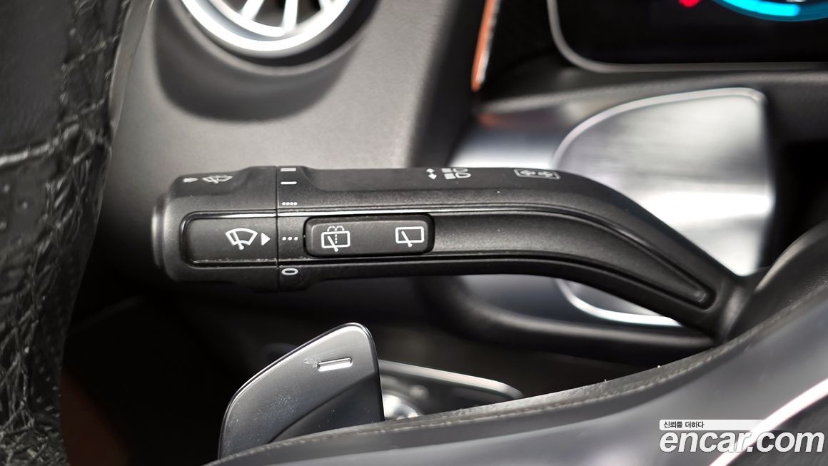 Mercedes-Benz GLB-Class 2020