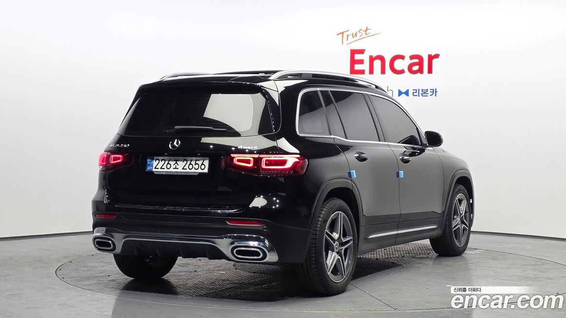 Mercedes-Benz GLB-Class 2020