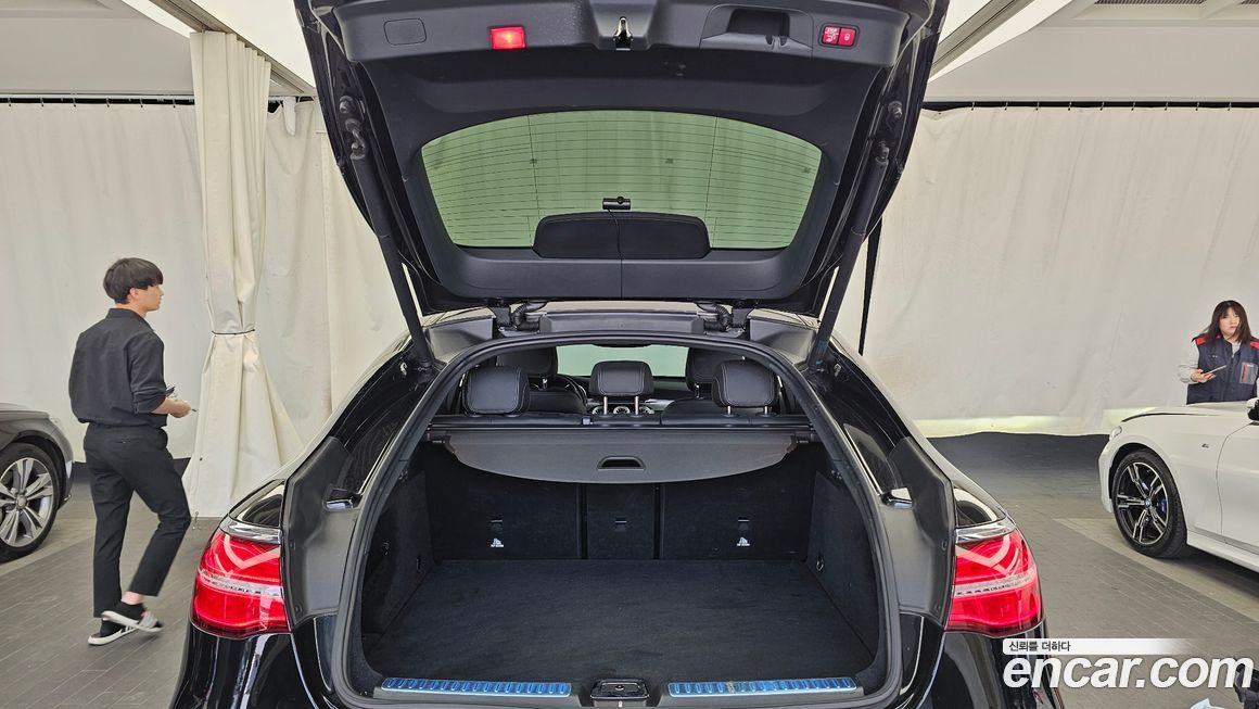 Mercedes-Benz GLC-Class 2019