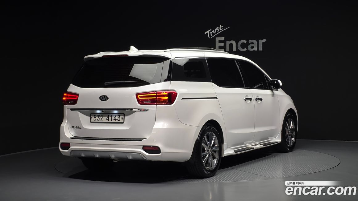 Kia Canival 2019
