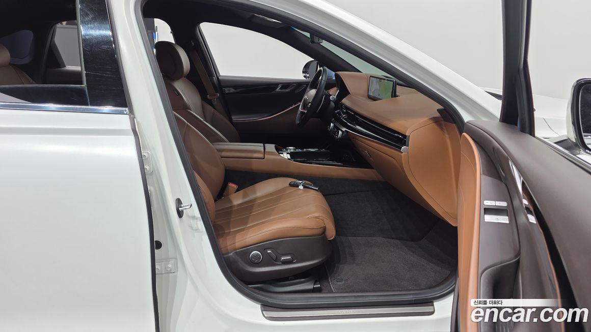 Genesis G80 2021