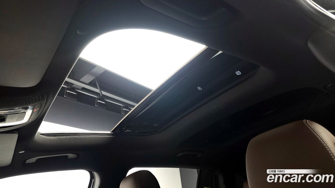 Mercedes-Benz GLB-Class 2020