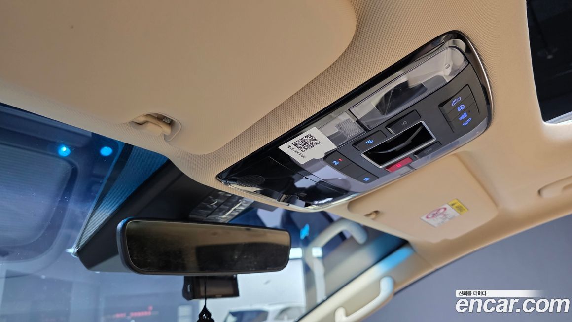 Hyundai Staria 2022