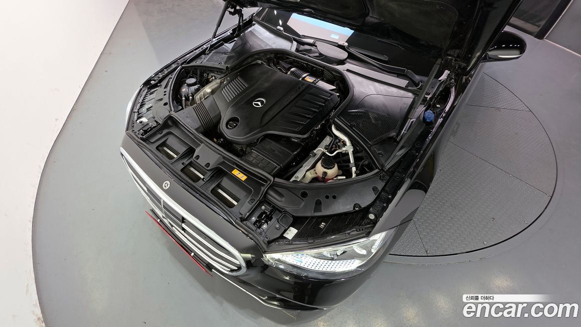 Mercedes-Benz S-Class 2021