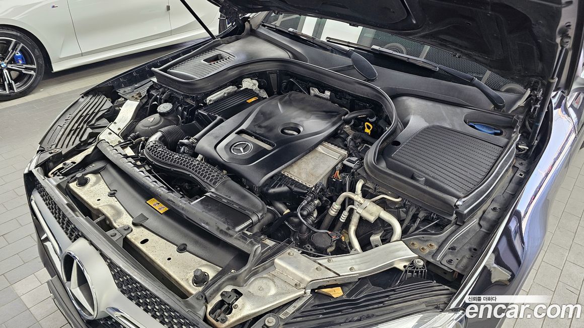 Mercedes-Benz GLC-Class 2019