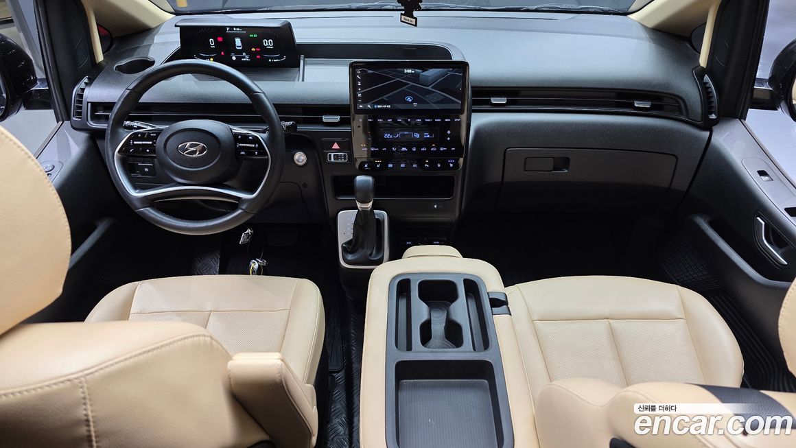 Hyundai Staria 2022