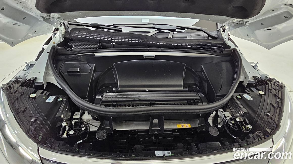 Mercedes-Benz EQS 2024