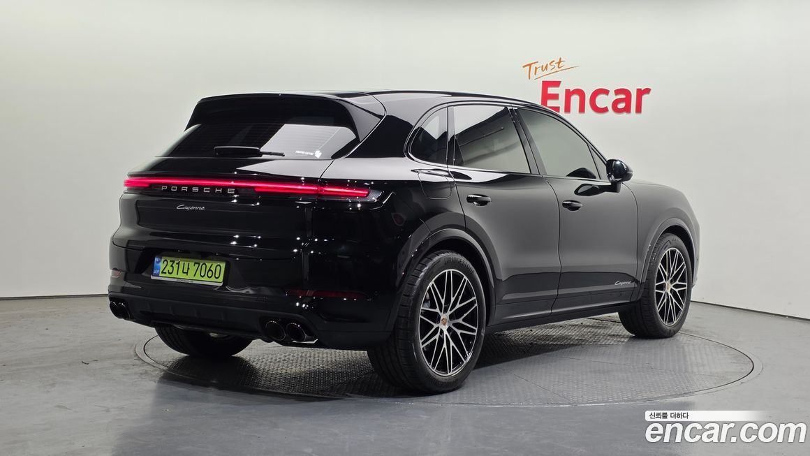 Porsche Cayenne 2025