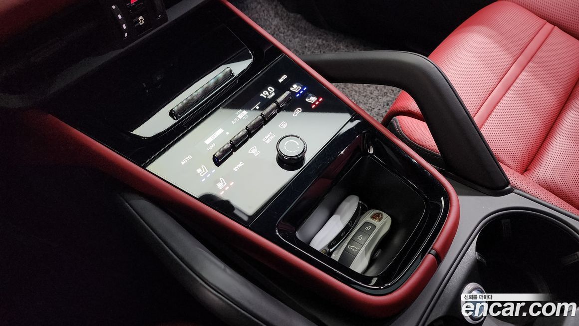 Porsche Cayenne 2024