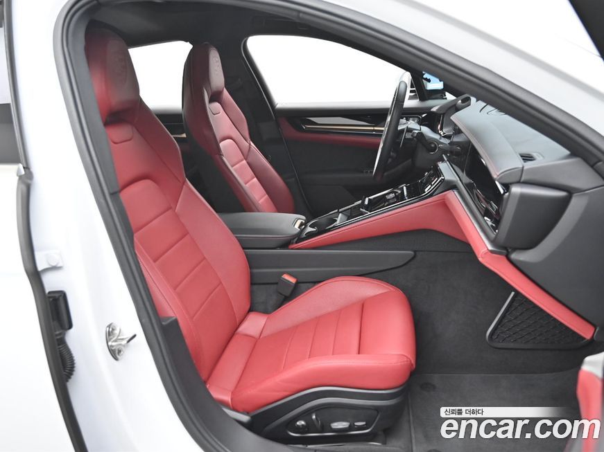 Porsche Panamera 2024