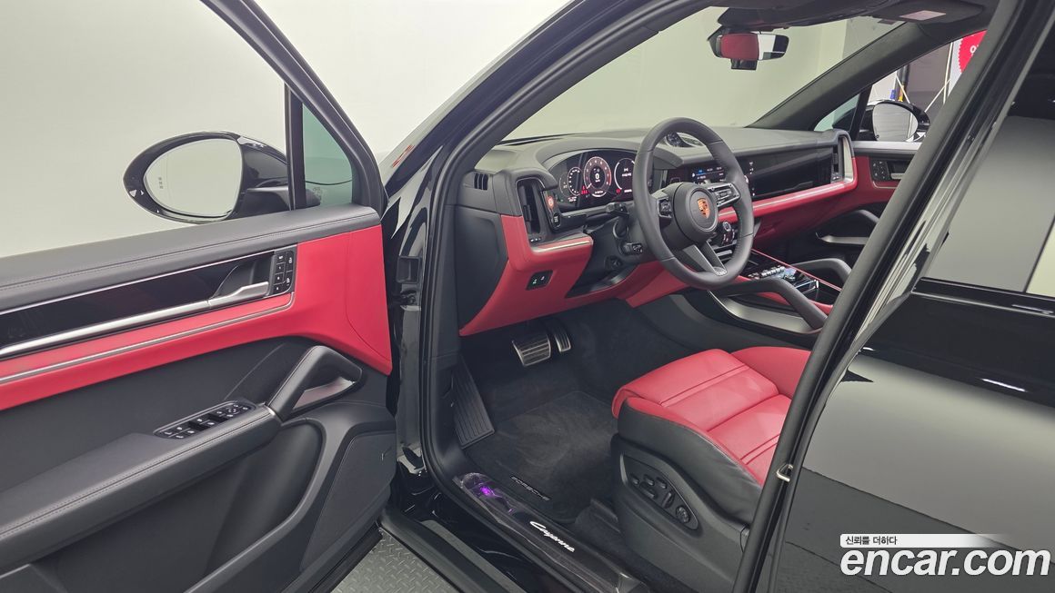Porsche Cayenne 2025