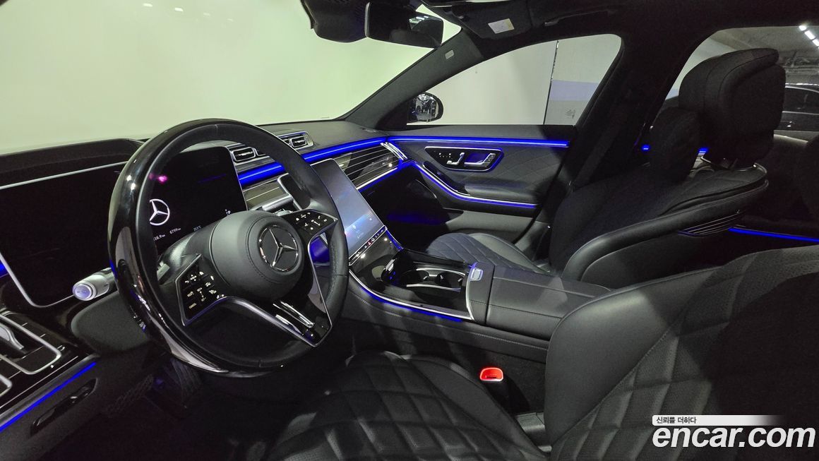 Mercedes-Benz S-Class 2025