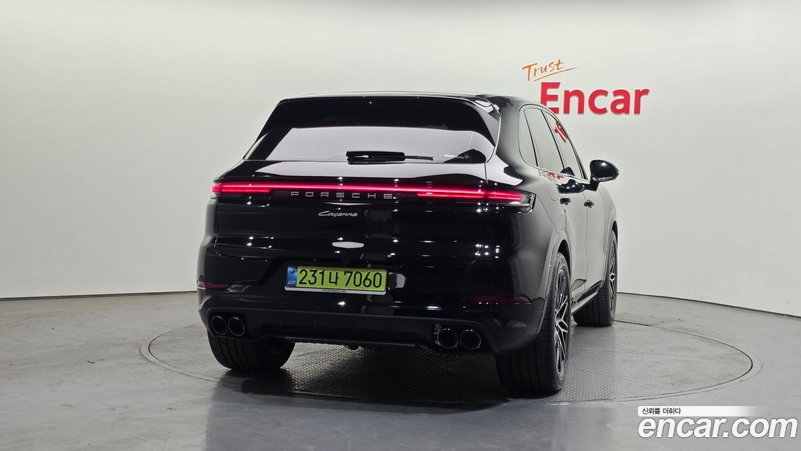 Porsche Cayenne 2025