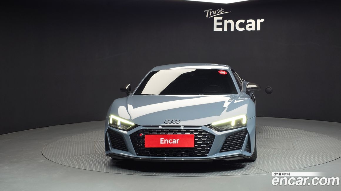 Audi R8 2021
