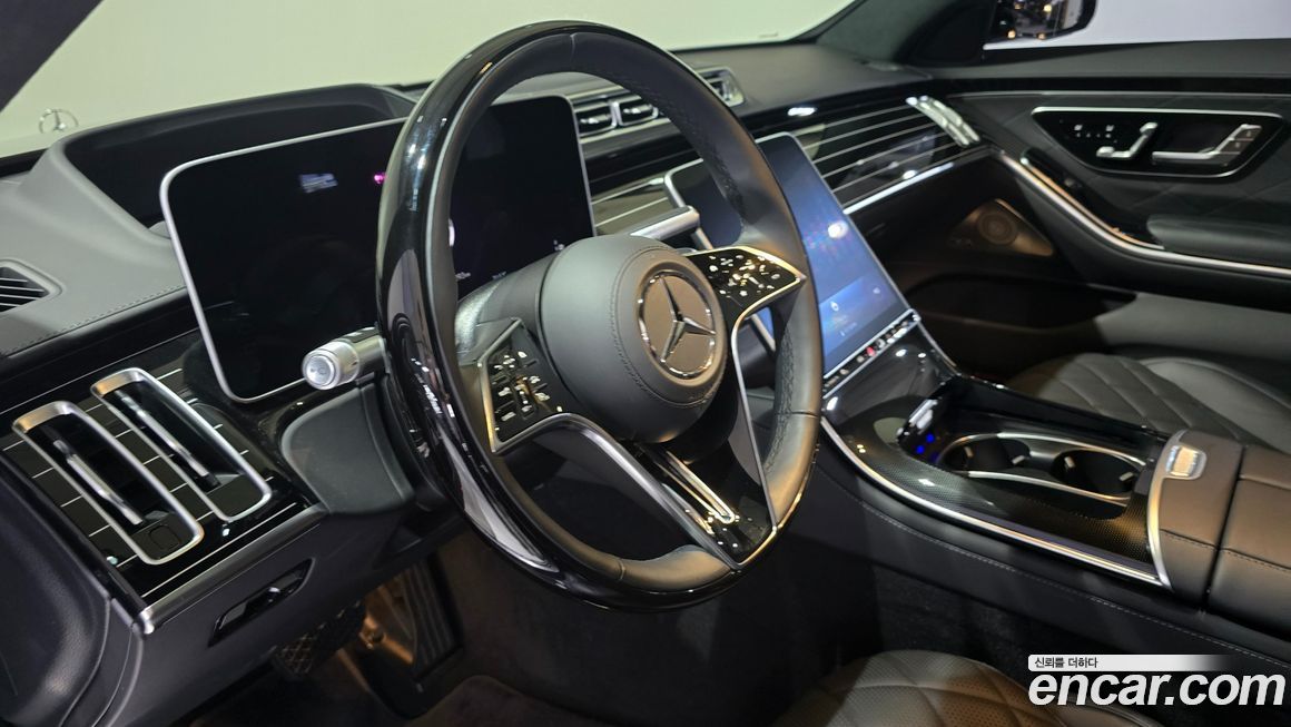 Mercedes-Benz S-Class 2025