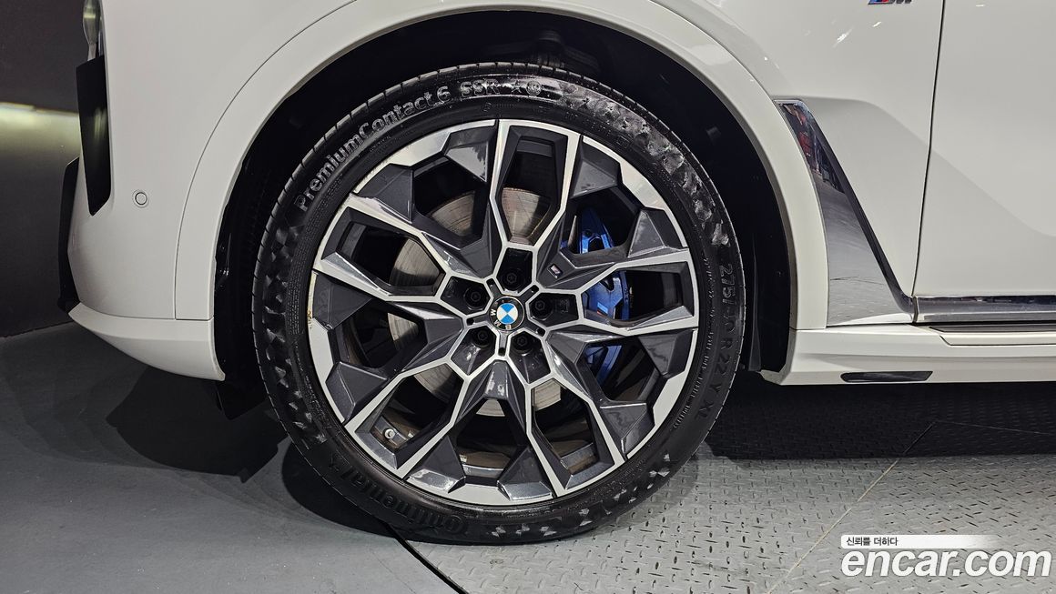 BMW X7 2024
