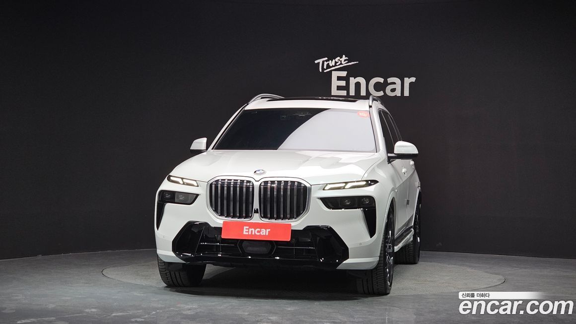BMW X7 2024