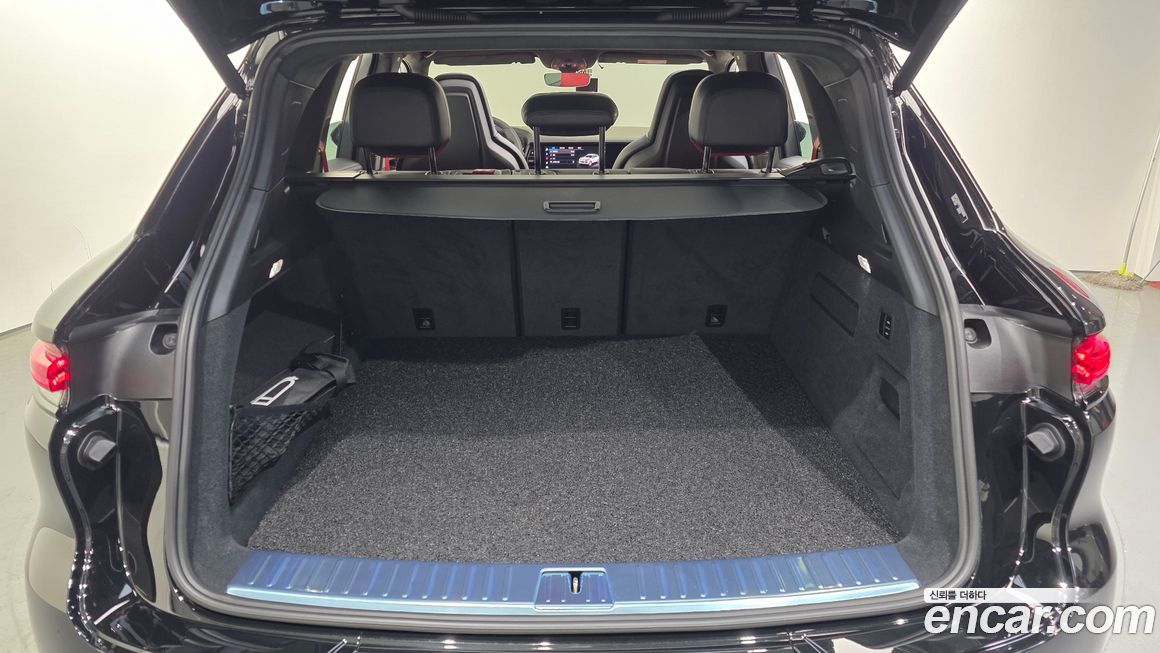 Porsche Cayenne 2025