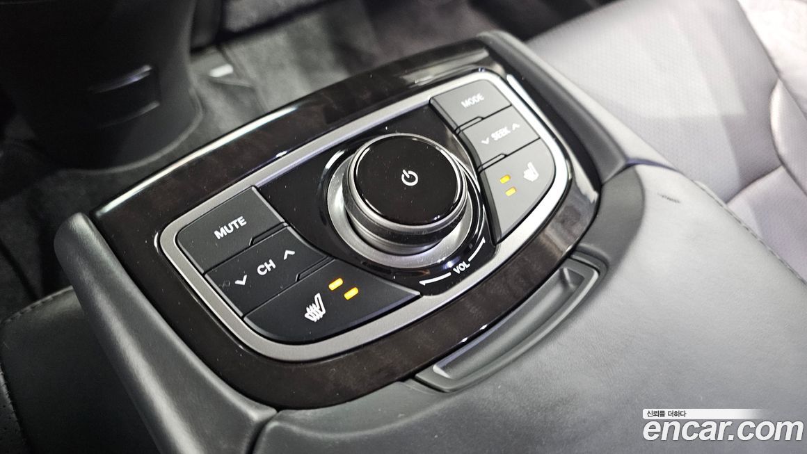 Hyundai Grandeur 2012