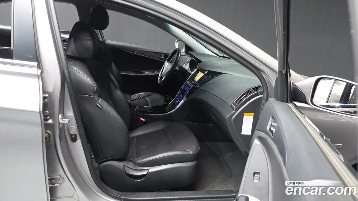 Hyundai Sonata 2012
