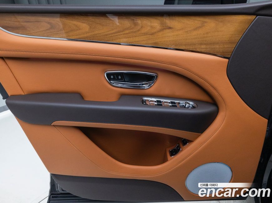 Bentley Bentayga 2025