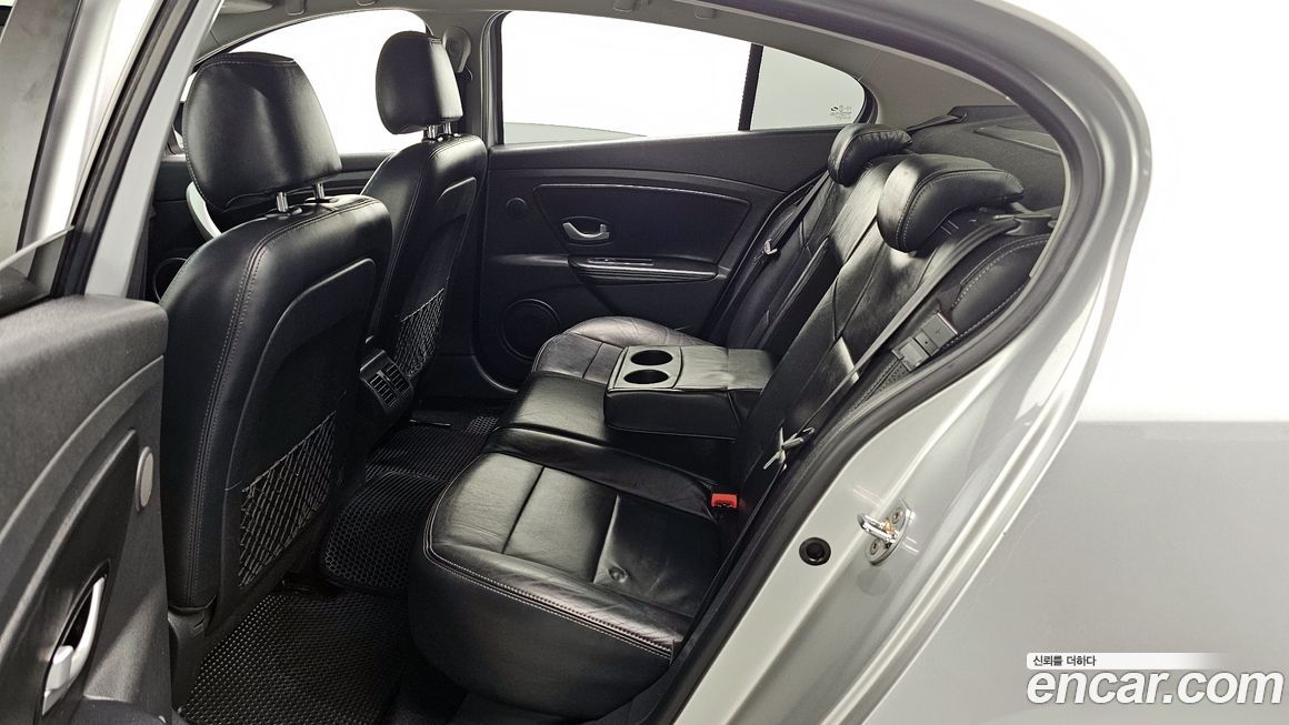 Renault-KoreaSamsung SM3 2010