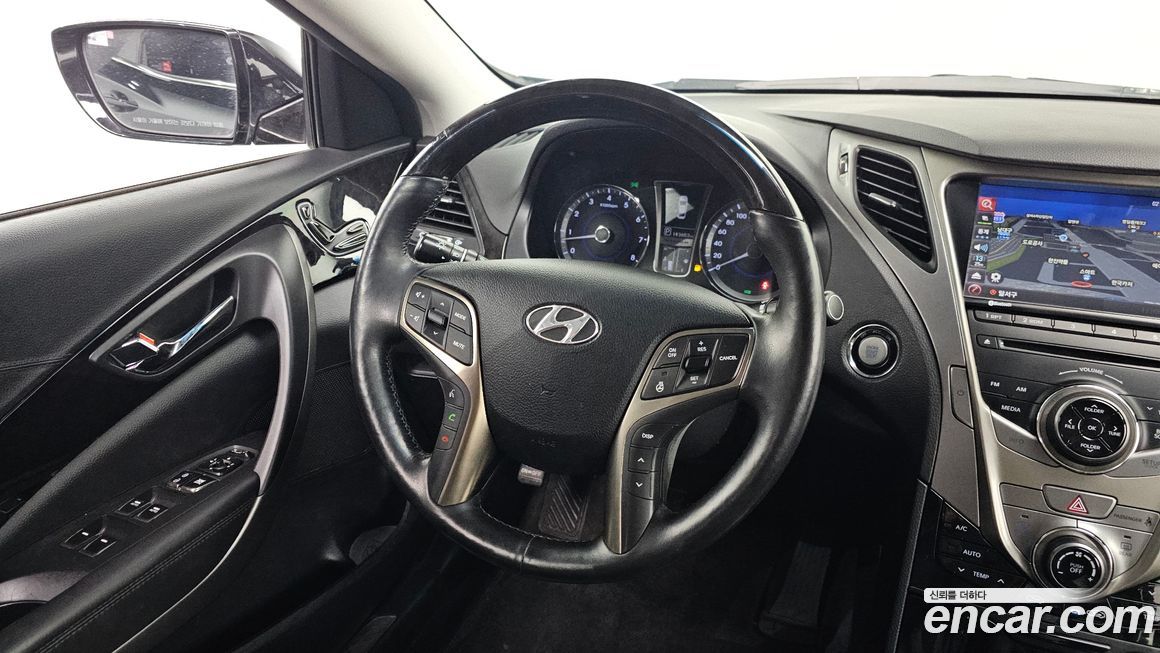 Hyundai Grandeur 2012