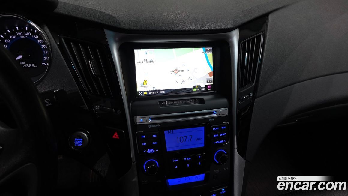 Hyundai Sonata 2012