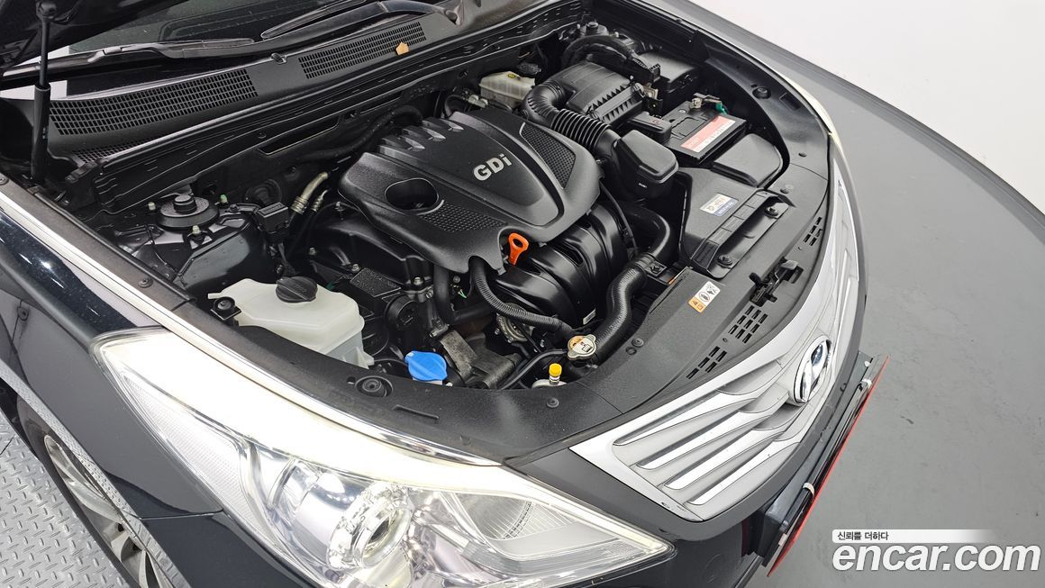 Hyundai Grandeur 2012