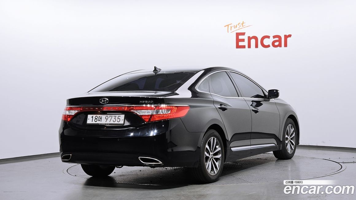 Hyundai Grandeur 2012