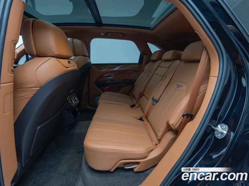 Bentley Bentayga 2025