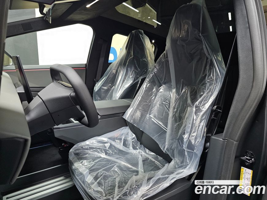 Tesla Cybertruck 2026