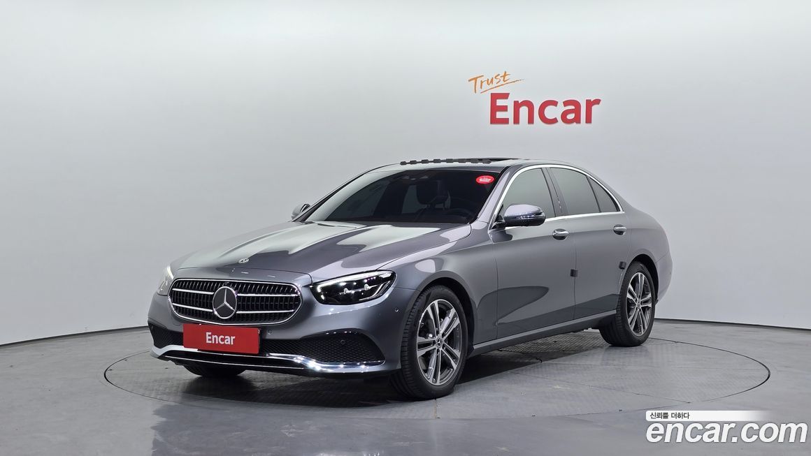 Mercedes-Benz E-Class 2023