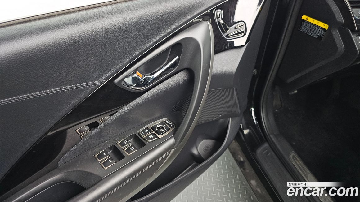 Hyundai Grandeur 2012