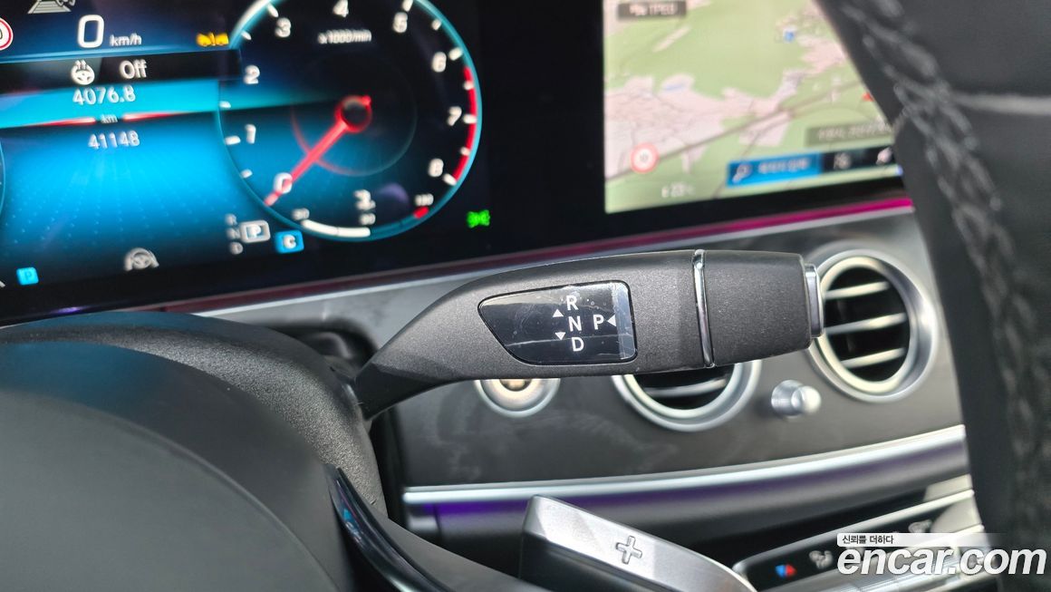 Mercedes-Benz E-Class 2023