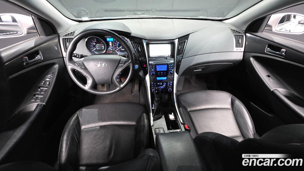 Hyundai Sonata 2012