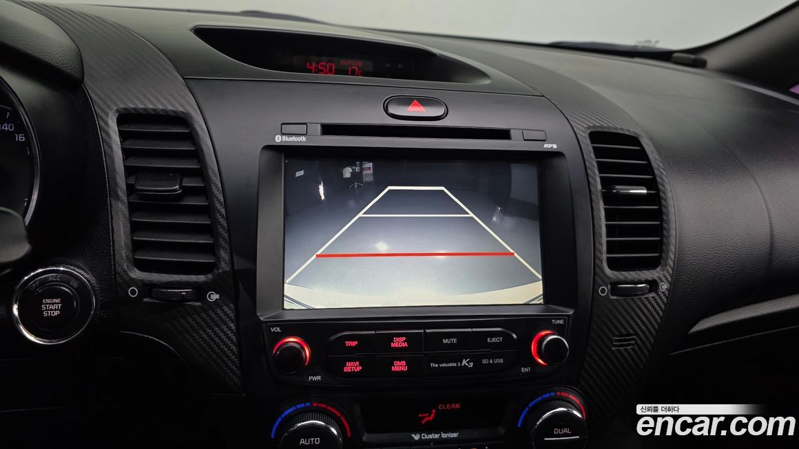 Kia K3 2013