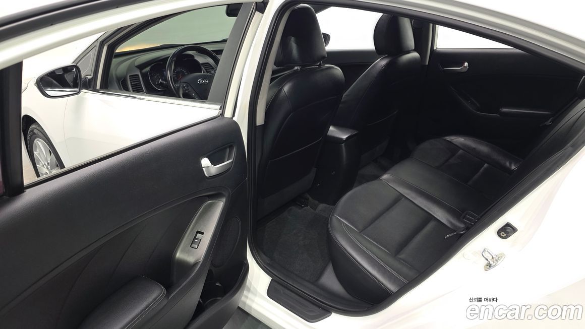 Kia K3 2013