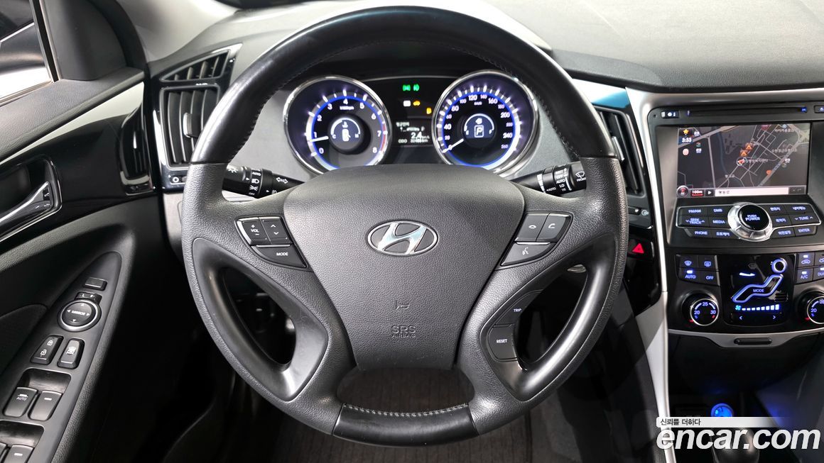Hyundai Sonata 2010