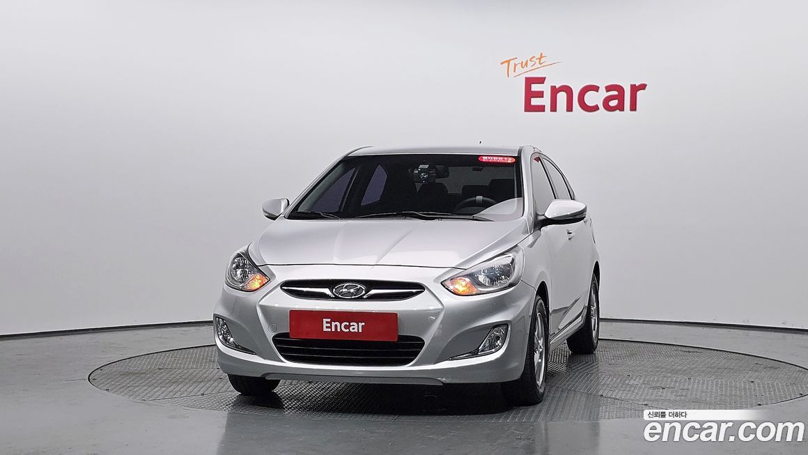 Hyundai Accent 2012